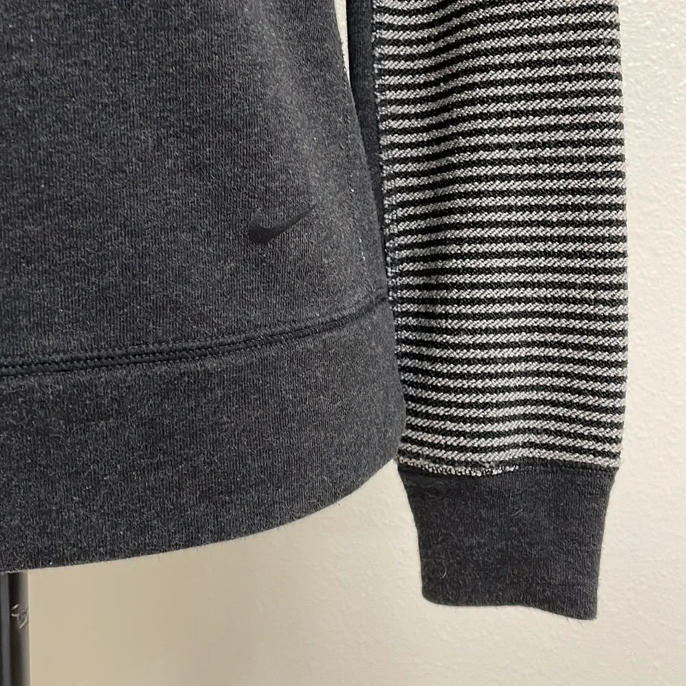 nike dri-fit basic pullover - Picture 3 of 8